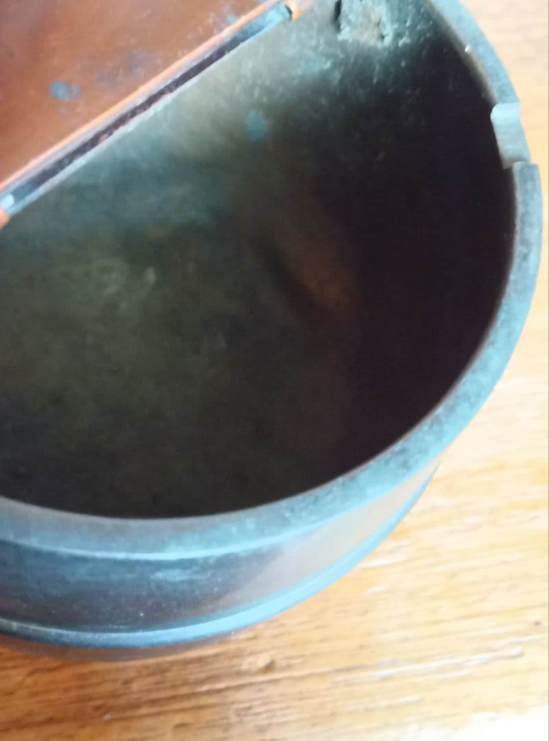 銅製　丸型蓋付き容器　灰皿　凹み有　ヴィンテージ　花器