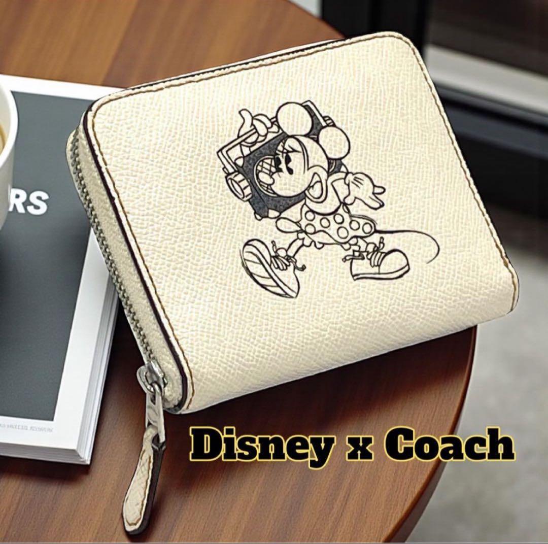 【Disneyコラボ 】Coach ミニーマウス 折り財布 ラウンドファスナー