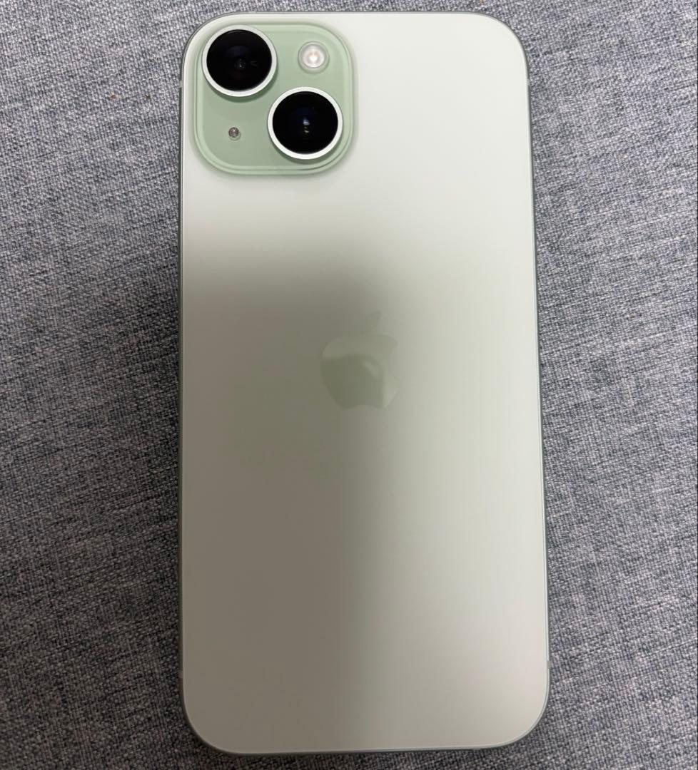 iPhone 15 グリーン128GB