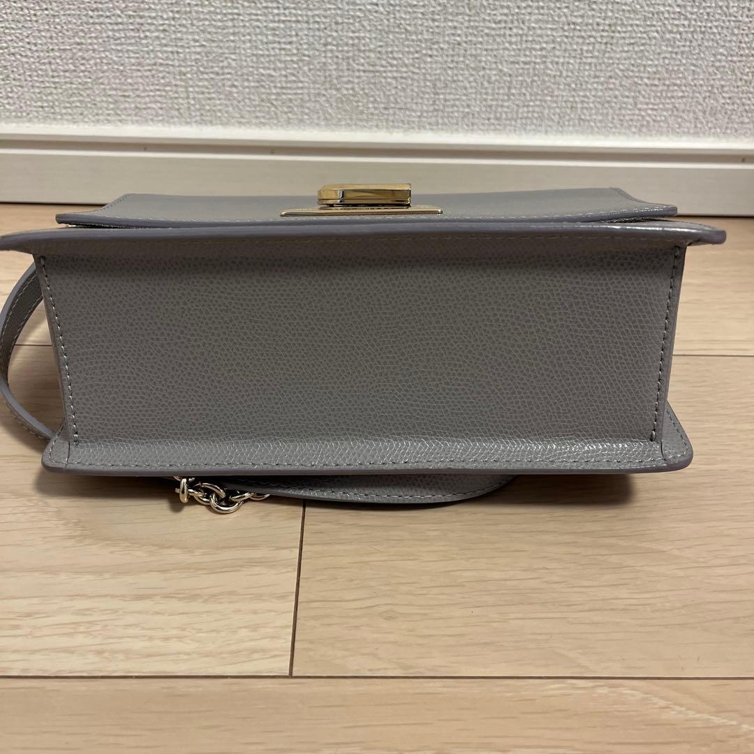 グレー レザー ショルダーバッグ ゴールド金具