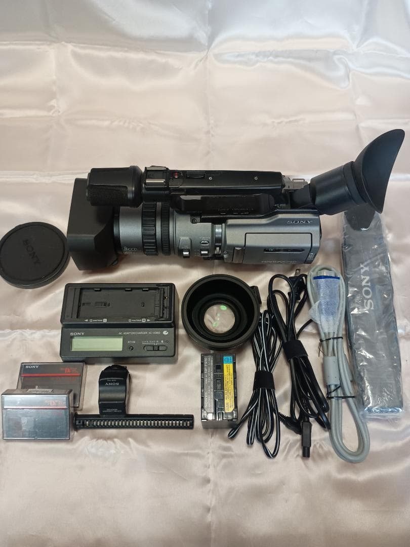 SONY DCR-VX2100 ビデオカメラ 3CCD ハンディカム