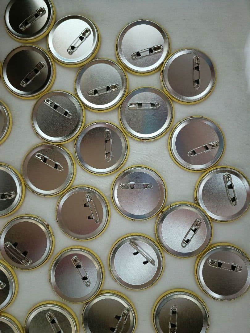 すとぷり　るぅと　缶バッチ　2022　summer デフォ