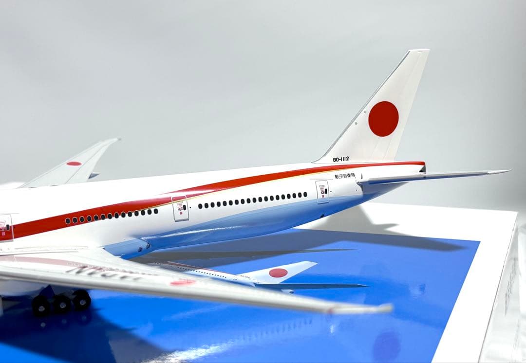 全日空商事 1/200 B777-300ER 日本国 政府専用機 JG20170