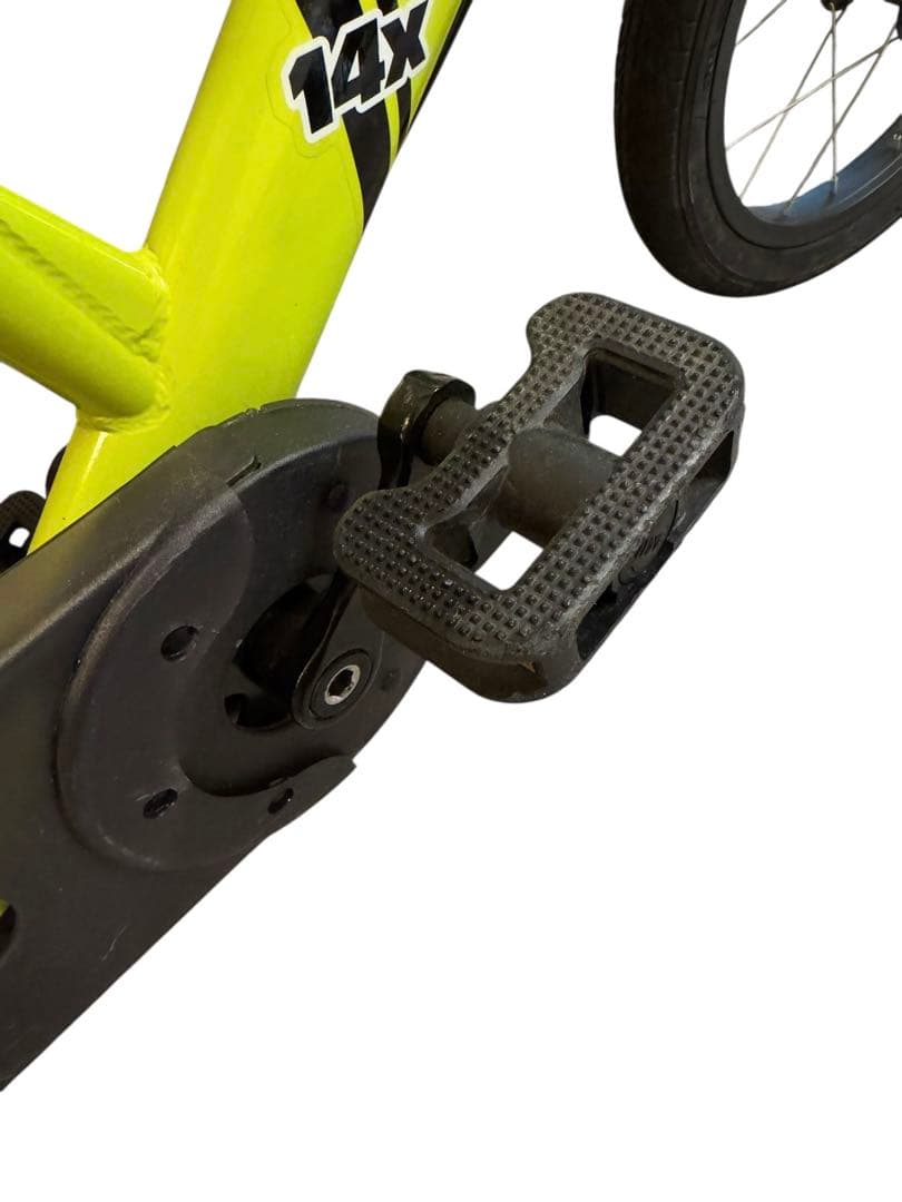 【美品】STRIDER ストライダー 14X ライムイエロー限定色 自転車