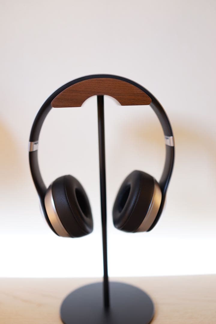 Beats Solo2 Wireless マットシルバー