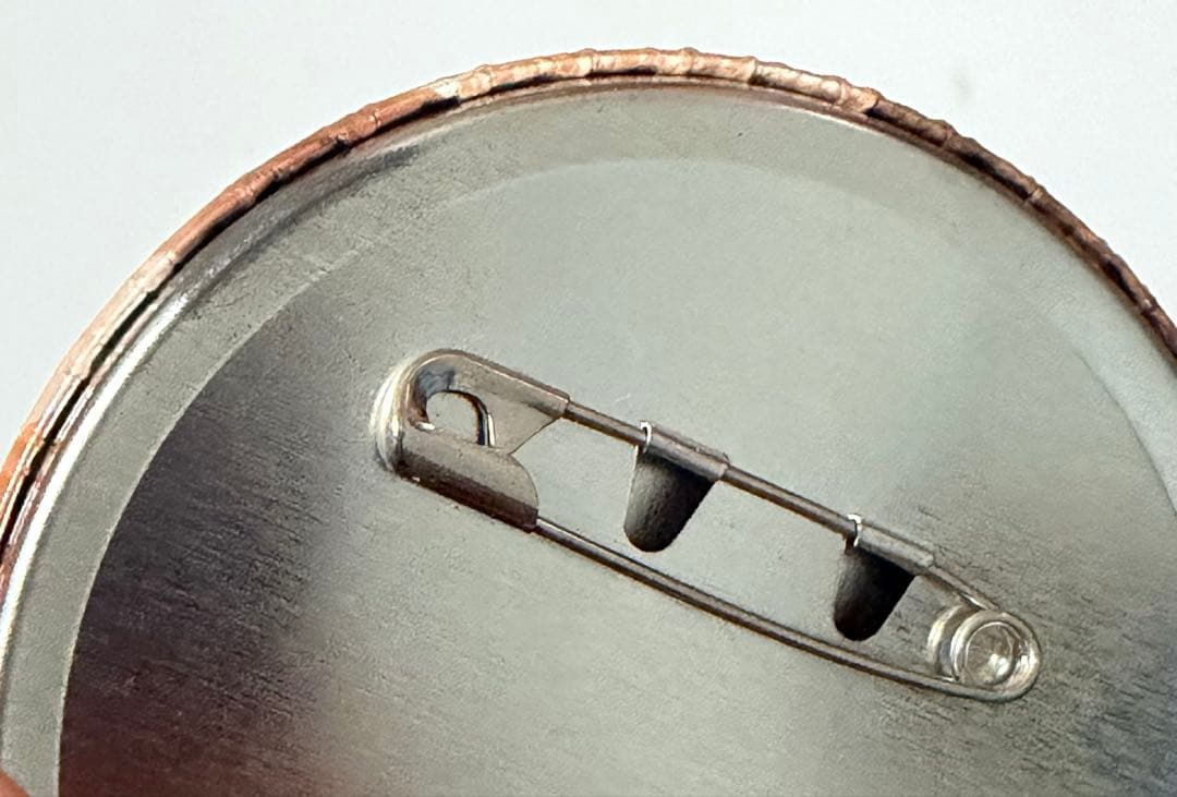 血界戦線 レオナルド 缶バッジ ドでか アニくじ 渋谷支部購買所