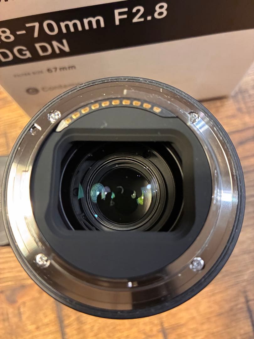 SIGMA 28-70mm F2.8 DC DN ズームレンズ　極美品