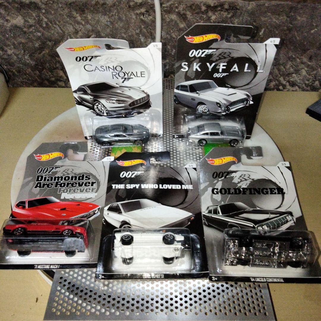 007　歴代5台セット　ホットウィール　ミニカー　ジェームズボンド　未開封品