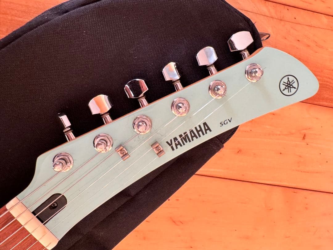 新春値下げYAMAHA SGV300 ミントブルー エレキギター