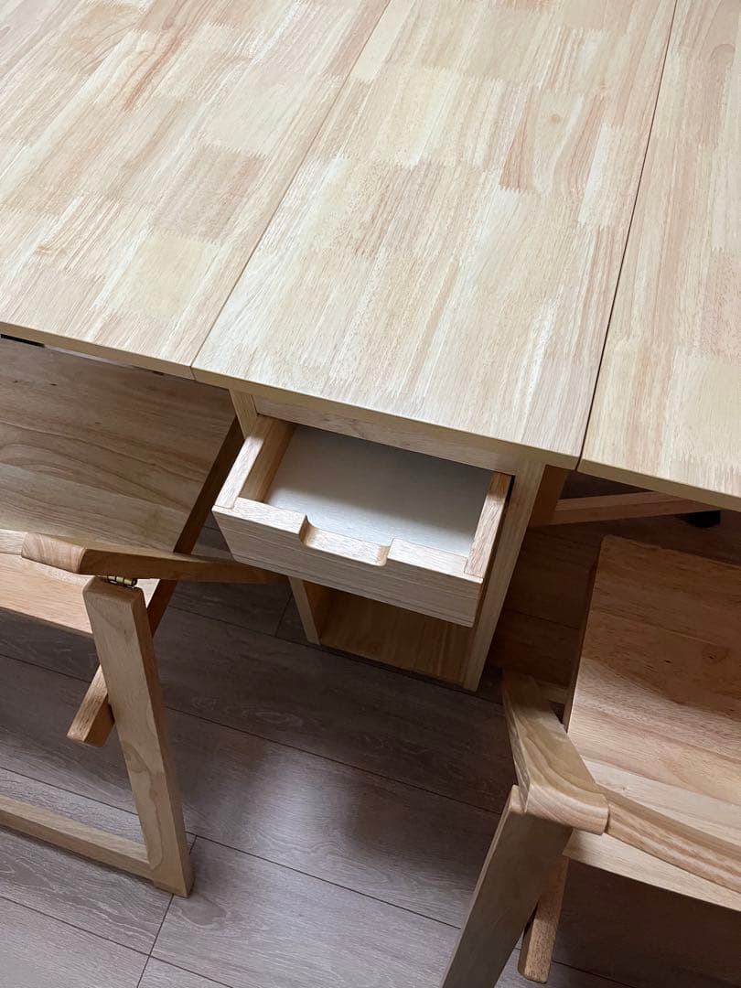 【直接引き取り限定】(愛知県名古屋市)折りたたみダイニングテーブル 椅子付き