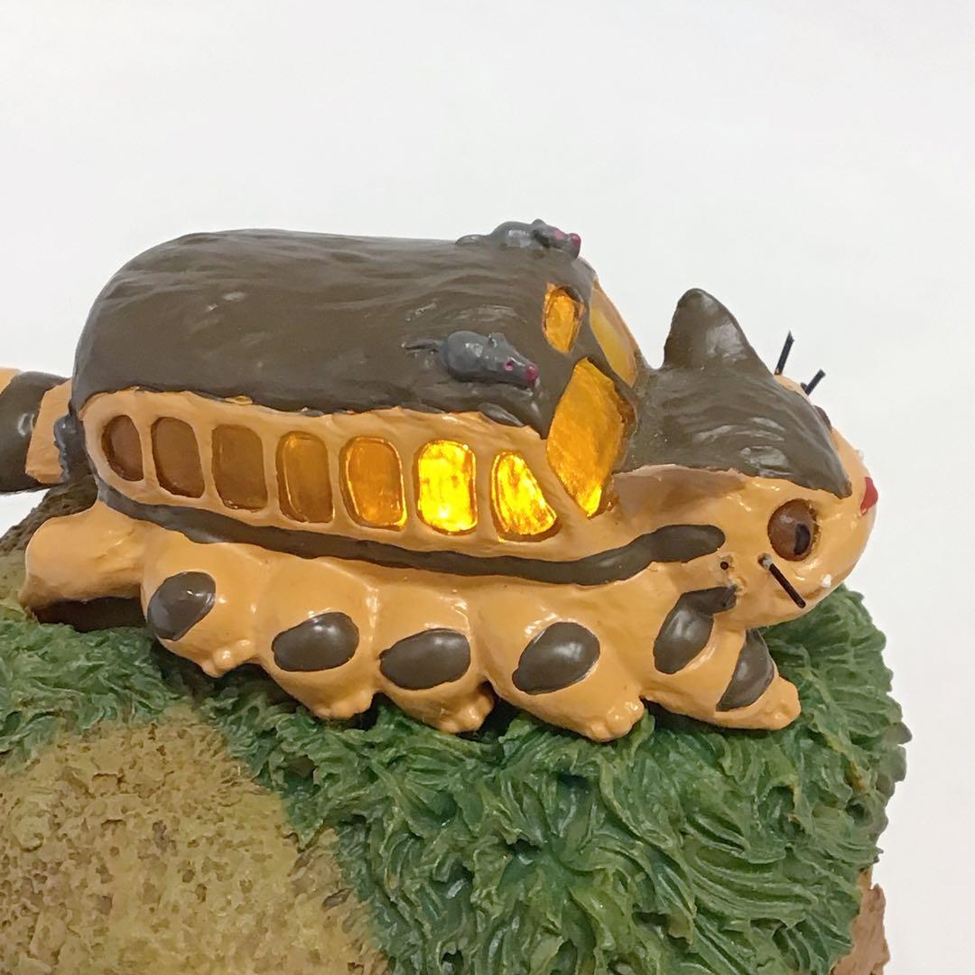 美品　「となりのトトロ」ネコバス フィギュア リアルファンタジー　LED光る