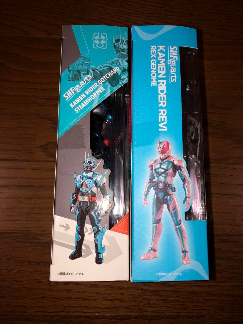 SHFiguarts 仮面ライダーガッチャード+仮面ライダーリバイ　2点セット
