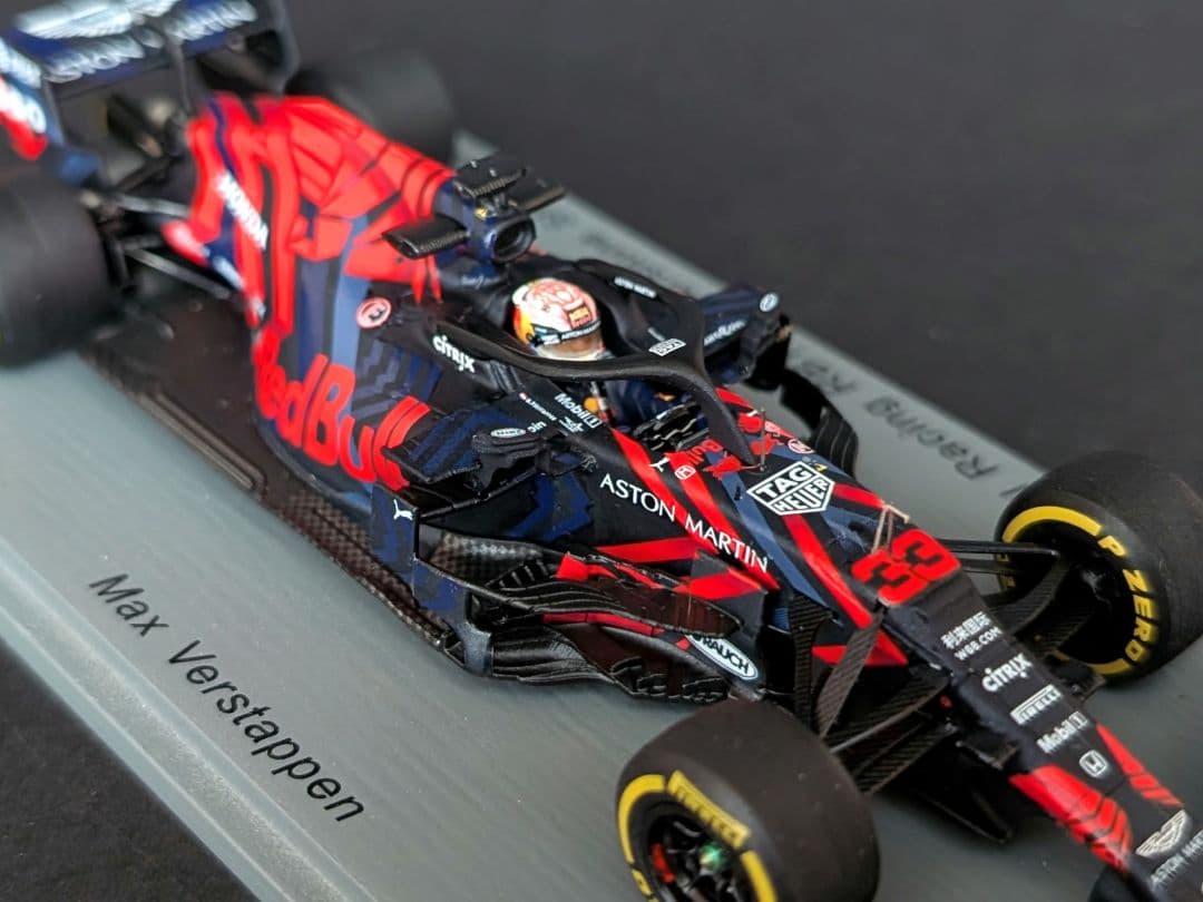 【ふにタッペン】スパーク1/43 RB15 シルバーストン シェイクダウン