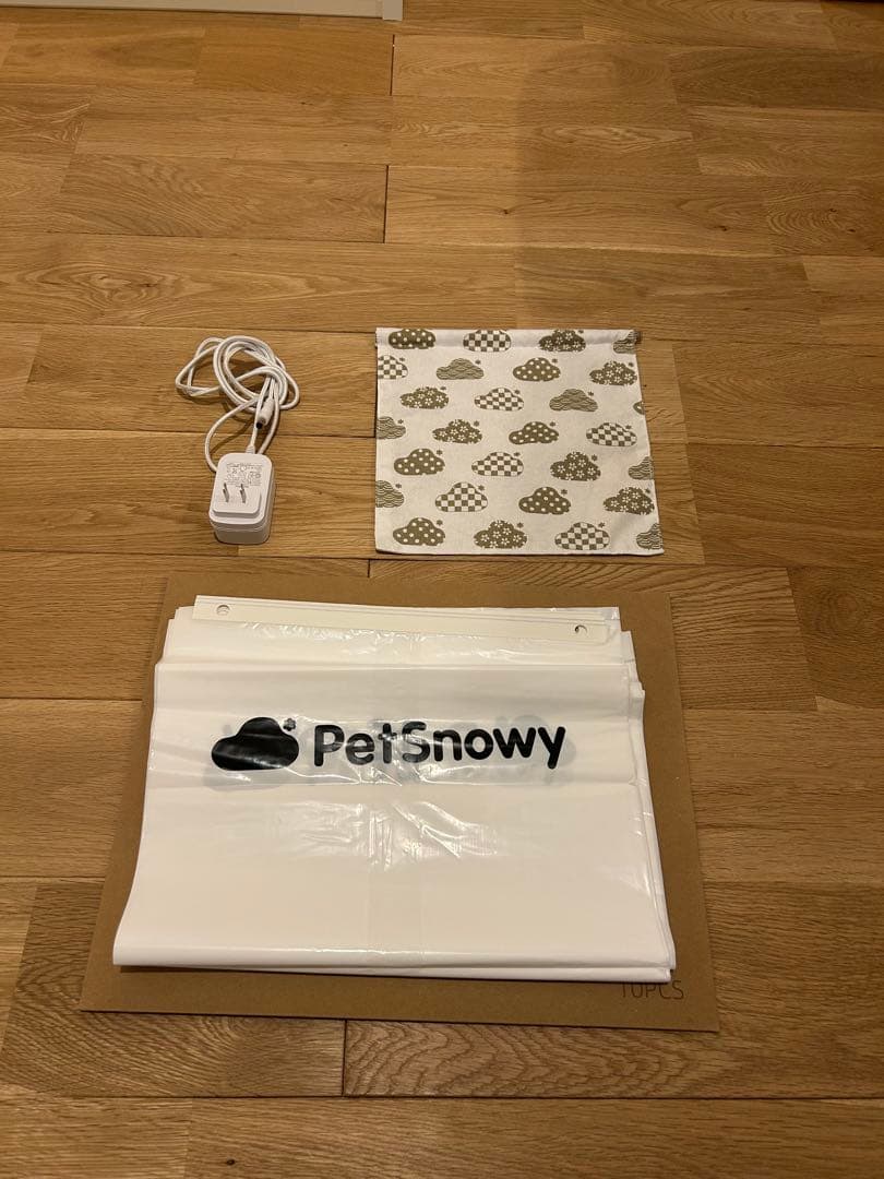 pet y 全自動猫トイレ　ベージュ/ホワイト