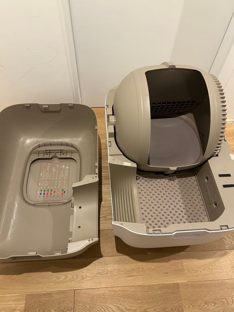 pet y 全自動猫トイレ　ベージュ/ホワイト