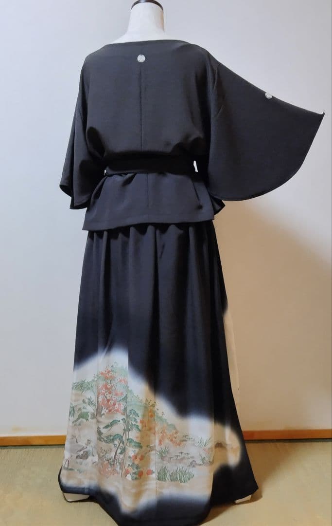 B2064 留袖リメイク袖広がりデザインフォーマルパーティードレス