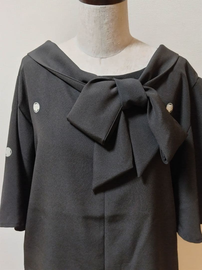 B2064 留袖リメイク袖広がりデザインフォーマルパーティードレス