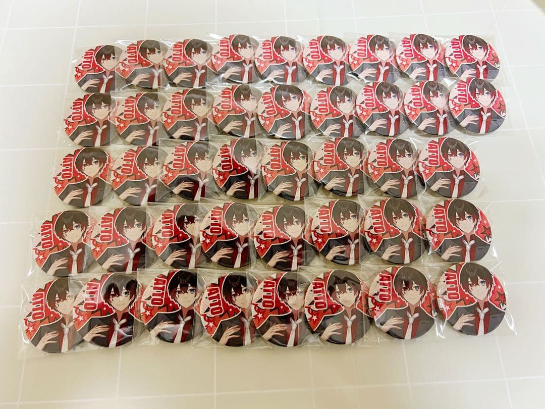 あっとくん 1st 等身缶バッジ 42個