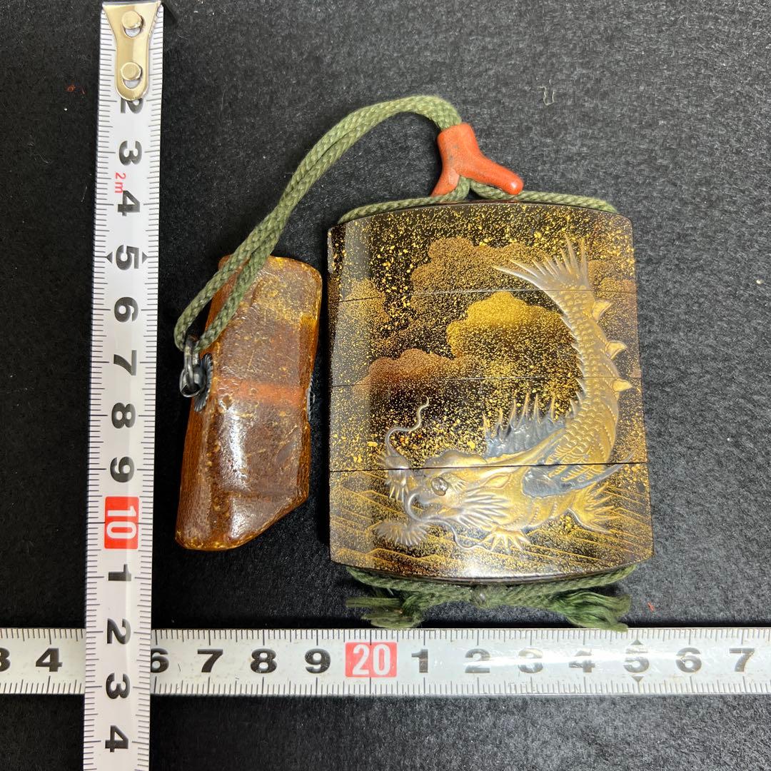 江戸時代　極上龍図研出蒔絵　四段印籠　本琥珀根付　トサヒ　東里8-0105☆2F