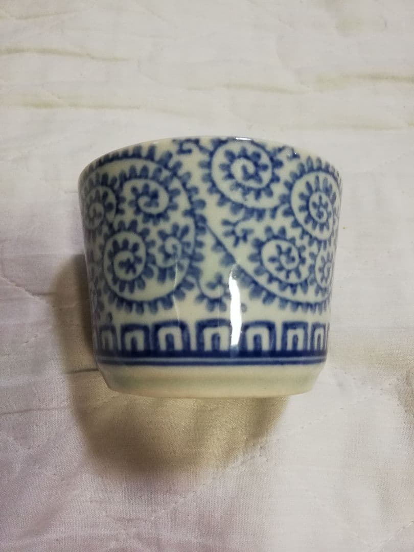 蛸唐草 磁器 昭和初期 タコからくさ ちょこ 骨董品