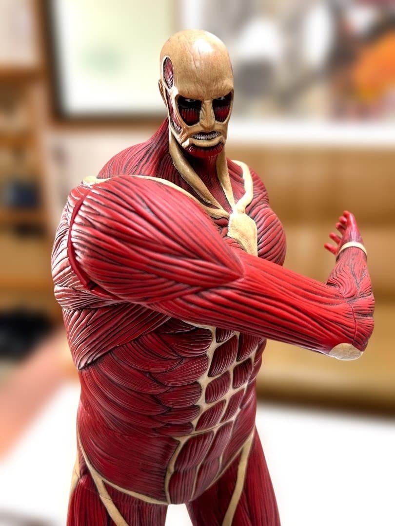 進撃の貯金　超大型貯金箱　激レア