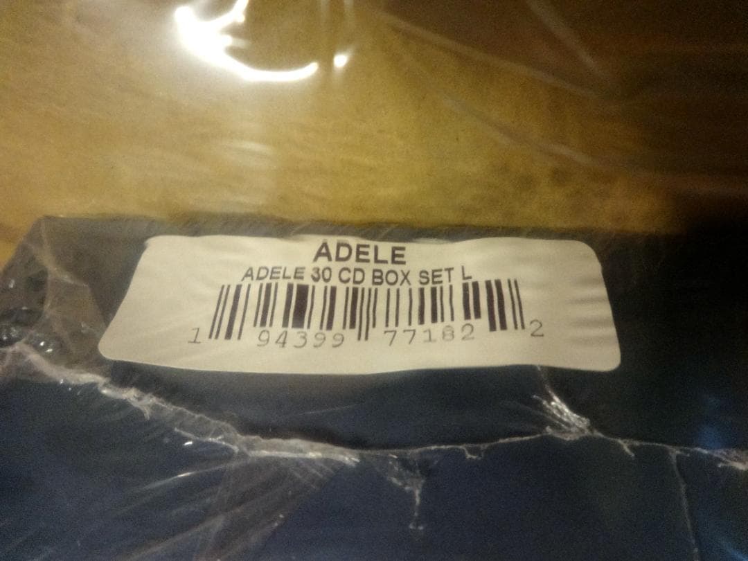 ADELE 30 CD BOX SET（L）T-SHRIT