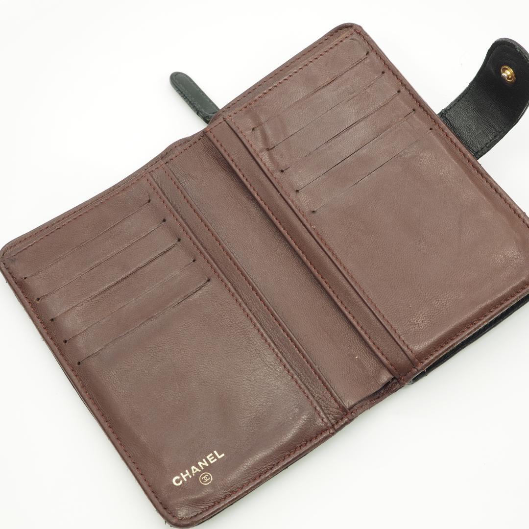 【キティちゃん】CHANEL シャネル マトラッセ 二つ折り財布 ミドル