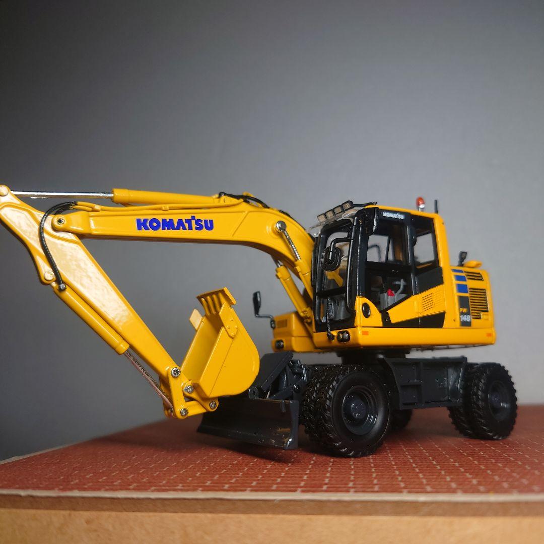 コマツ PW148油圧ショベル(モノブーム仕様) 1/50 KOMATSU