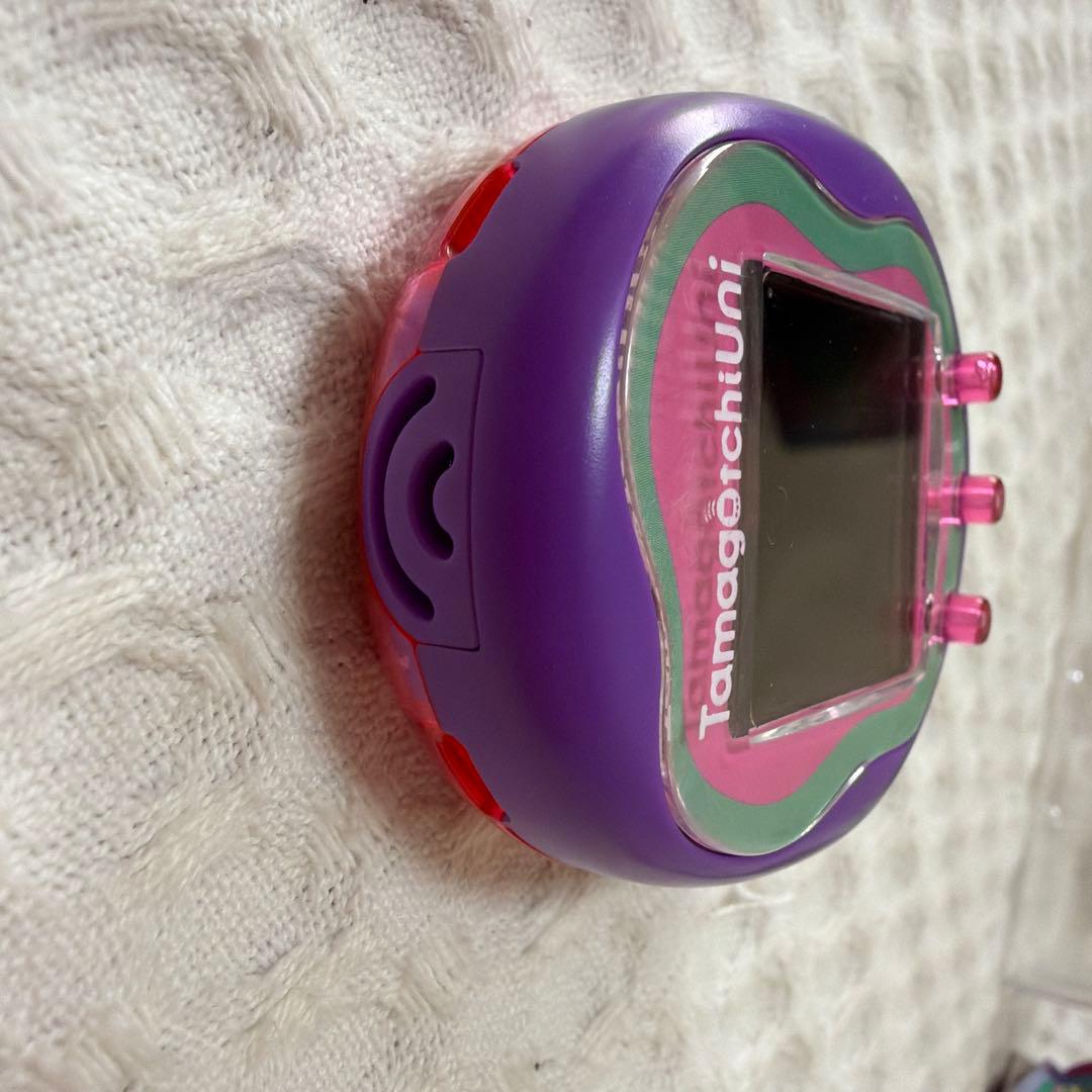 Tamagotchi Uni パープル バンド ストラップ付き