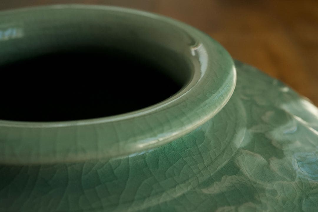 【美品】高麗青磁 唐草紋様 大壺33cm