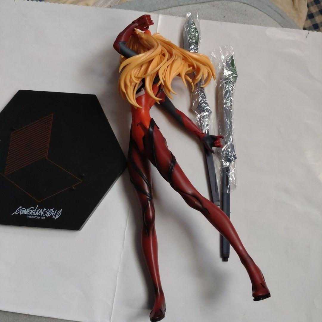 アスカ フィギュア 槍付き