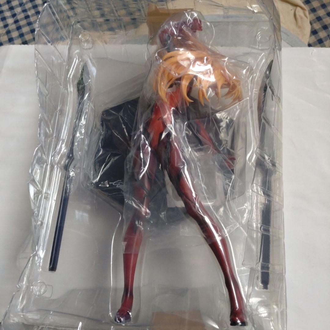 アスカ フィギュア 槍付き