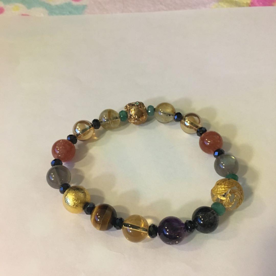 泉忠司さんのブレスレットです(≧∀≦)