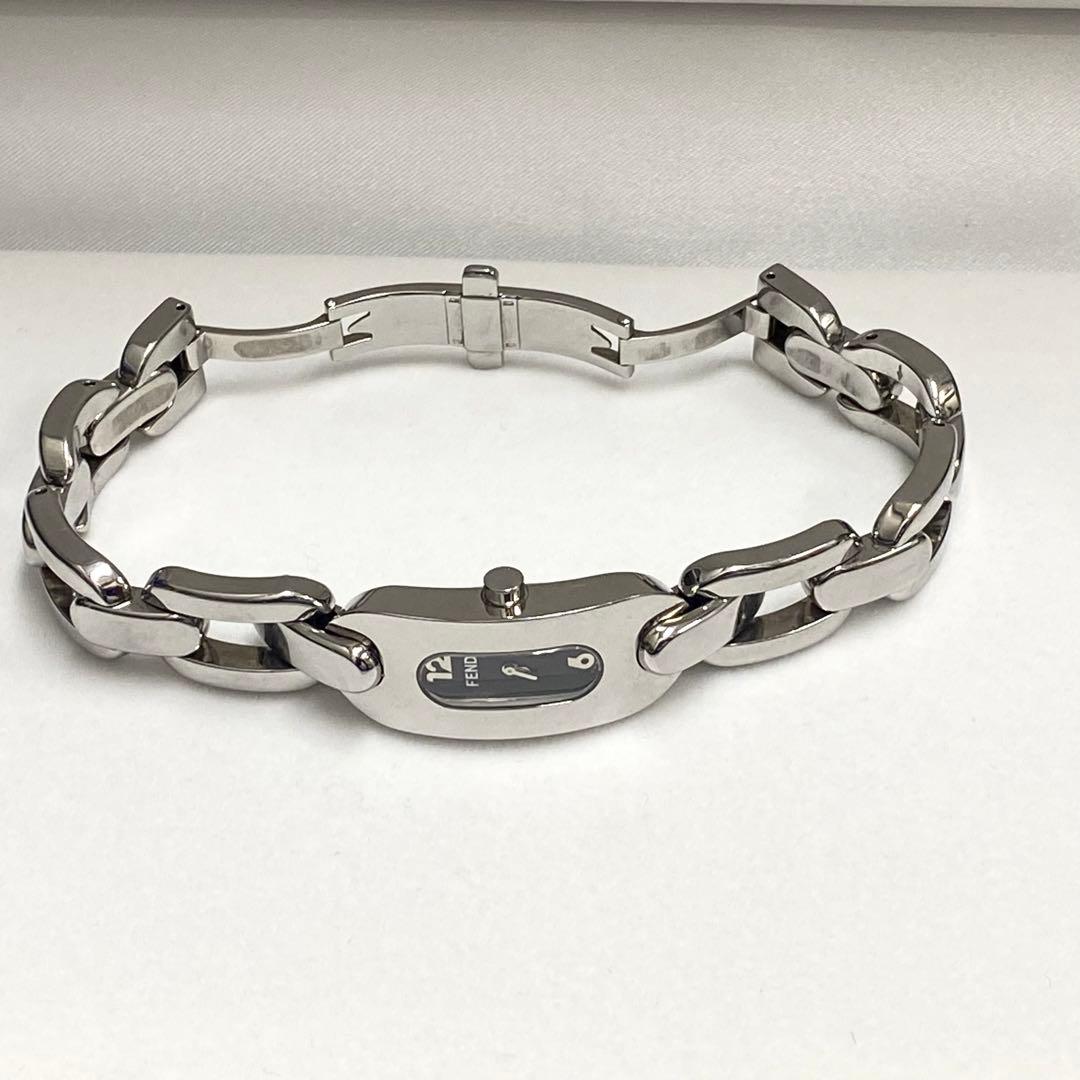 Fendi シルバー 金属ベルト 時計 3400L