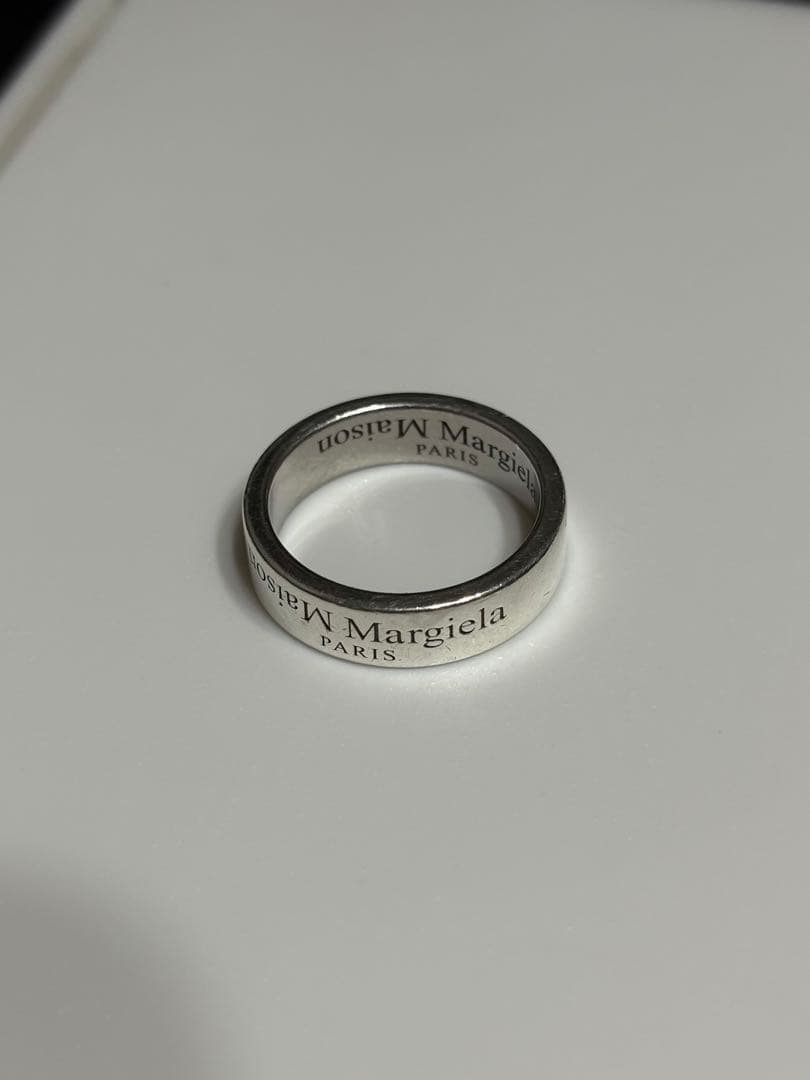 メゾン　マルジェラ　リバースリング