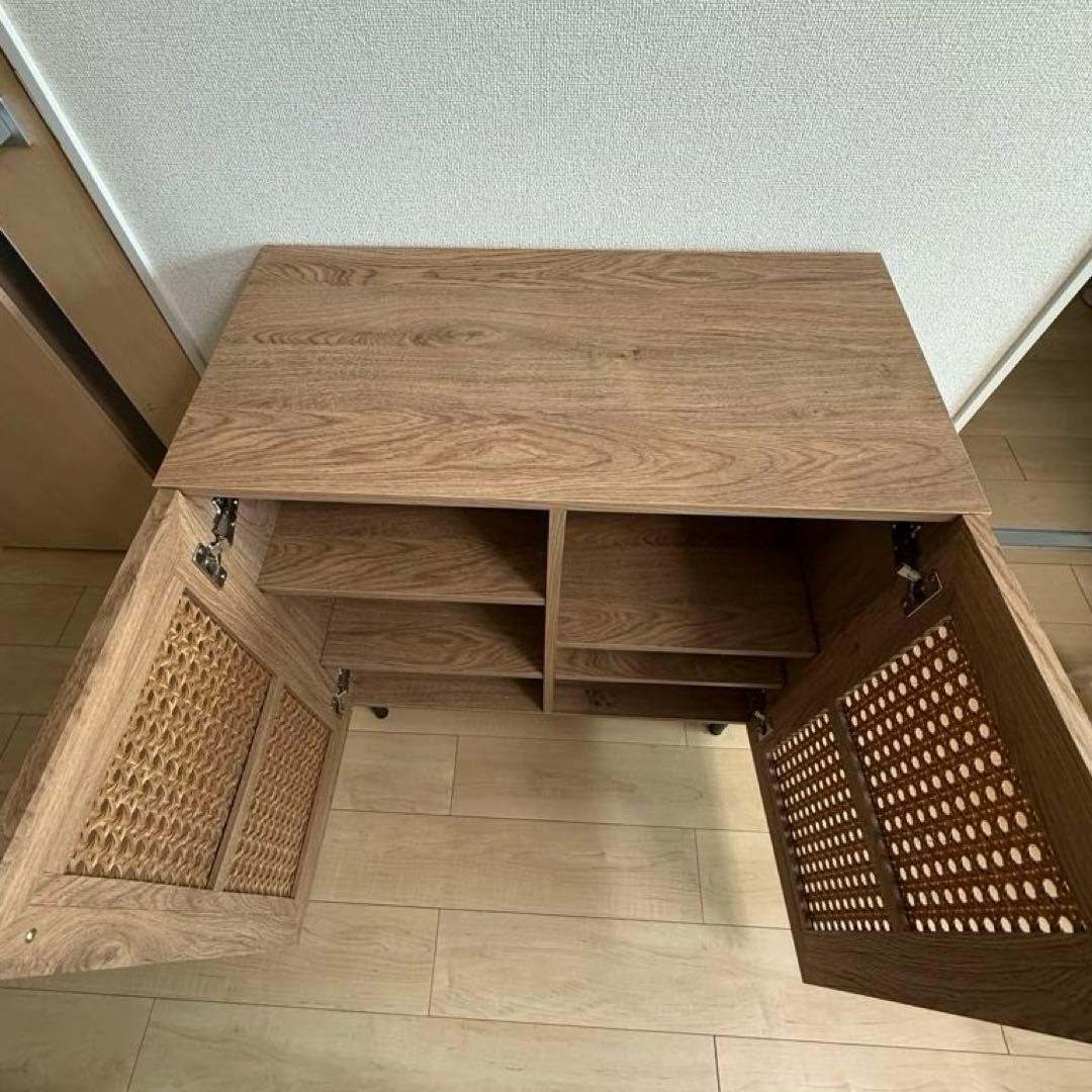 【LOWYA】引取り可！ラタン調キャビネット