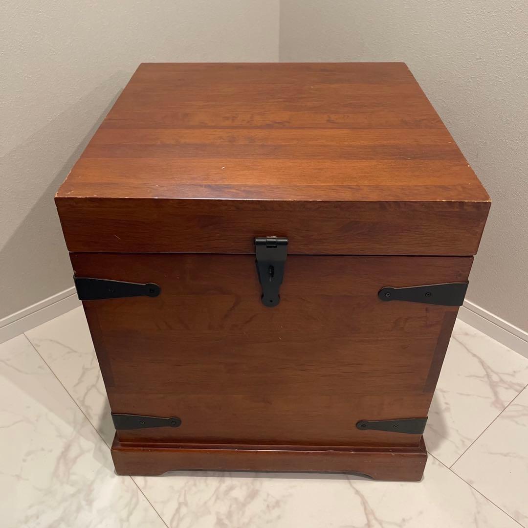 中国家具　トレジャーボックス　収納箱　木製　アンティーク　昭和レトロ