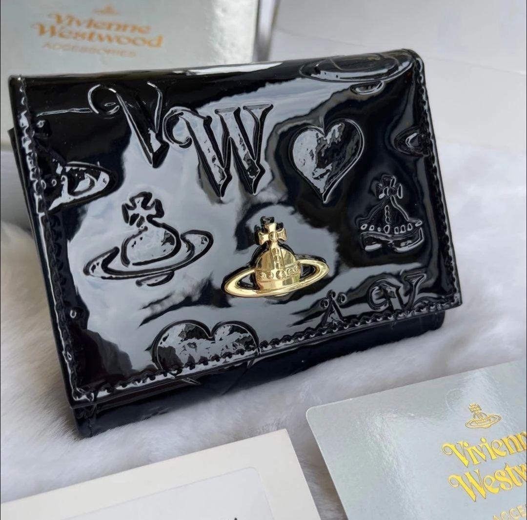vivian westwood大人可愛いブラックエナメル型押しオーブ三つ折　財布