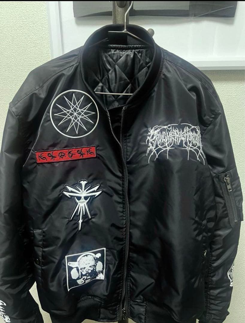 [日本限定品　完売品］BRING ME THE HORIZONボンバージャケット