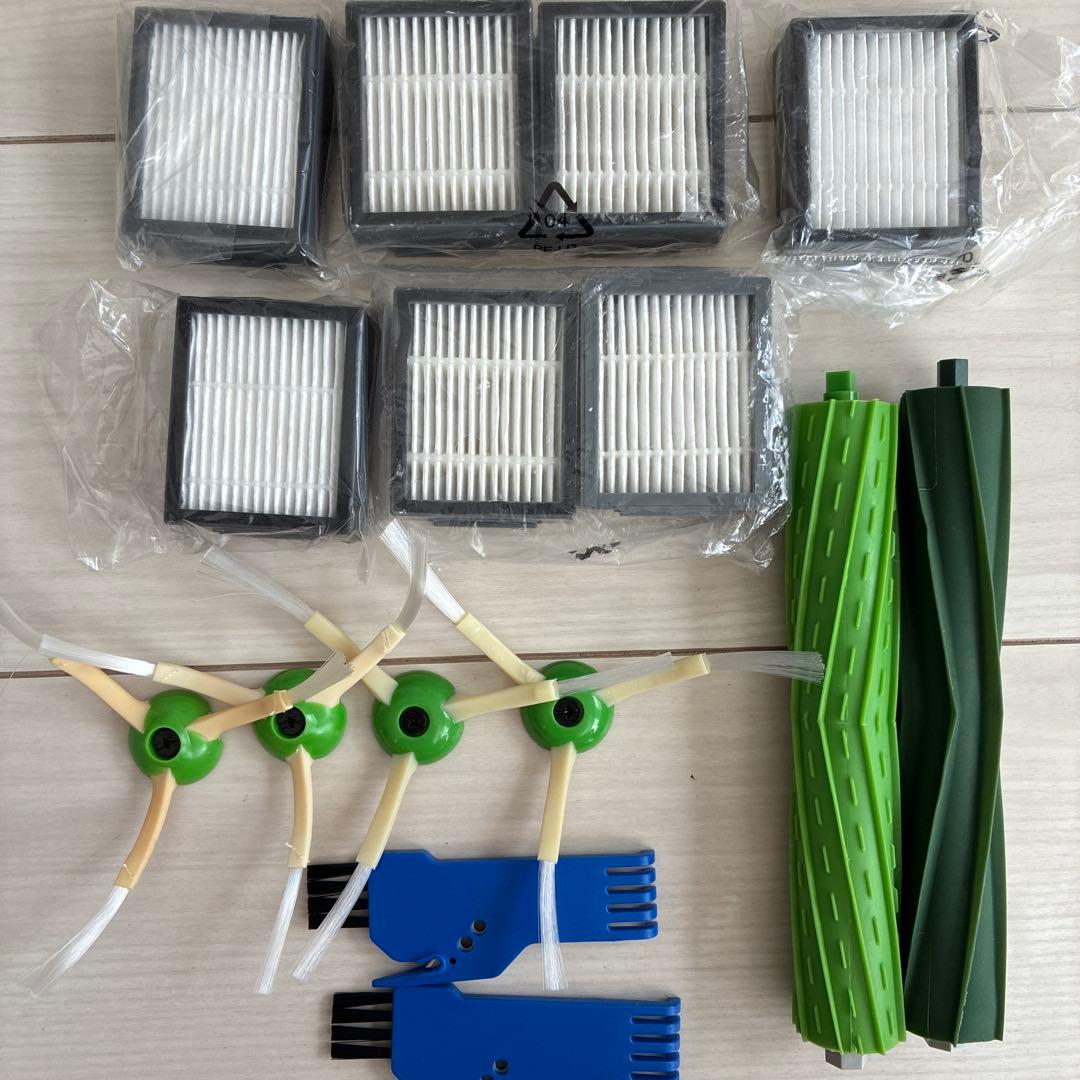 【未使用】　iRobot Roomba ルンバ　e5 フィルター等13個おまけ付