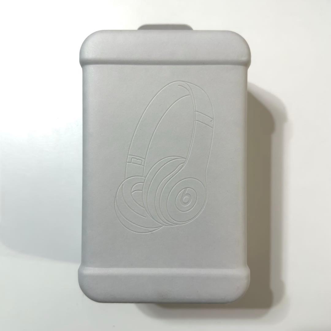 Beats solo 4 ブラック