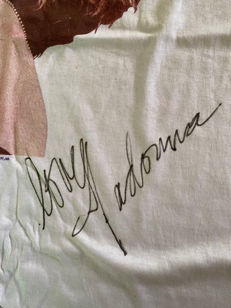 C*8様 貴重　直筆サイン入りマドンナ ビンテージ 半袖Tシャツ保証書付き