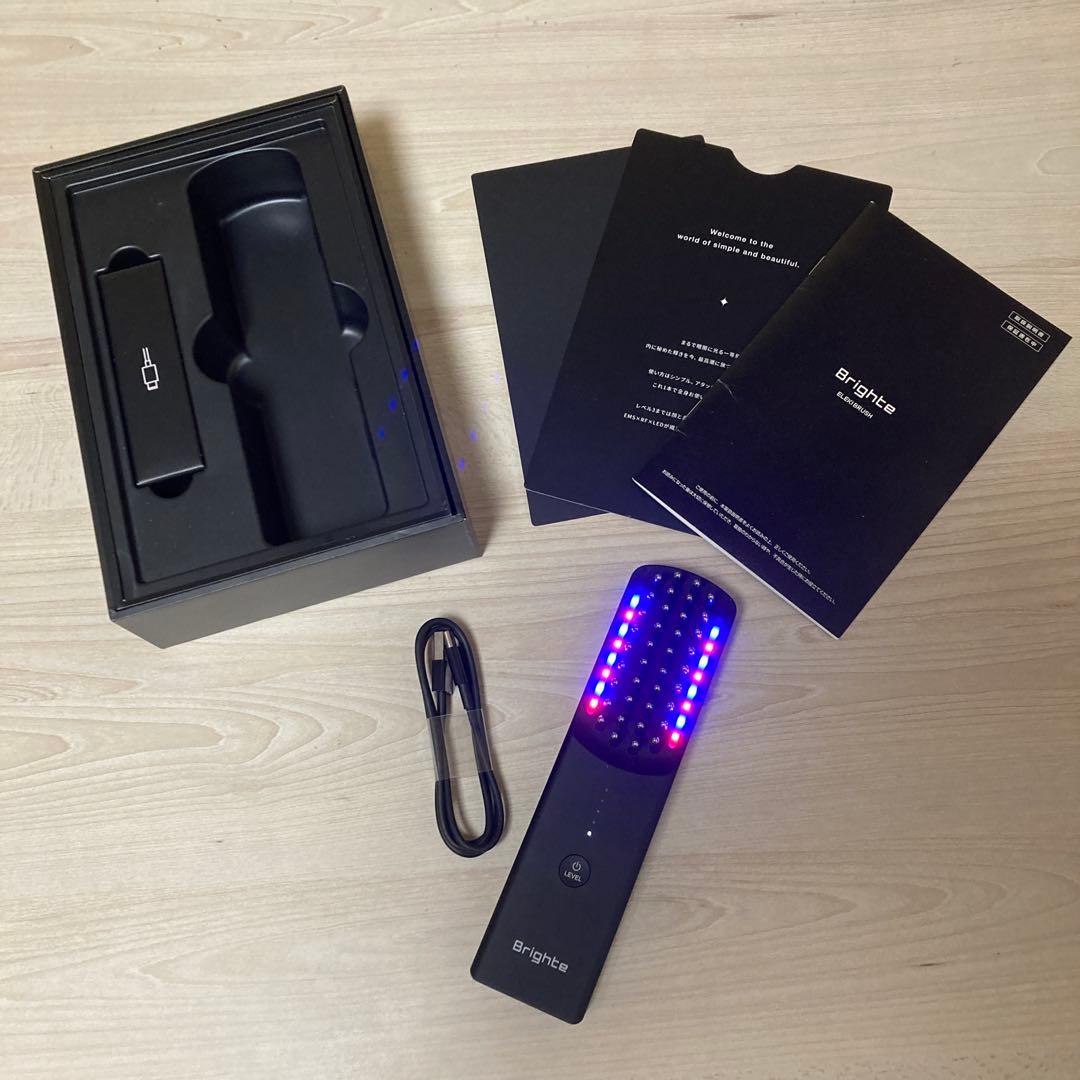 ロ*。様 ブライト　エレキブラシ　SNSで話題　1秒リフトアップ