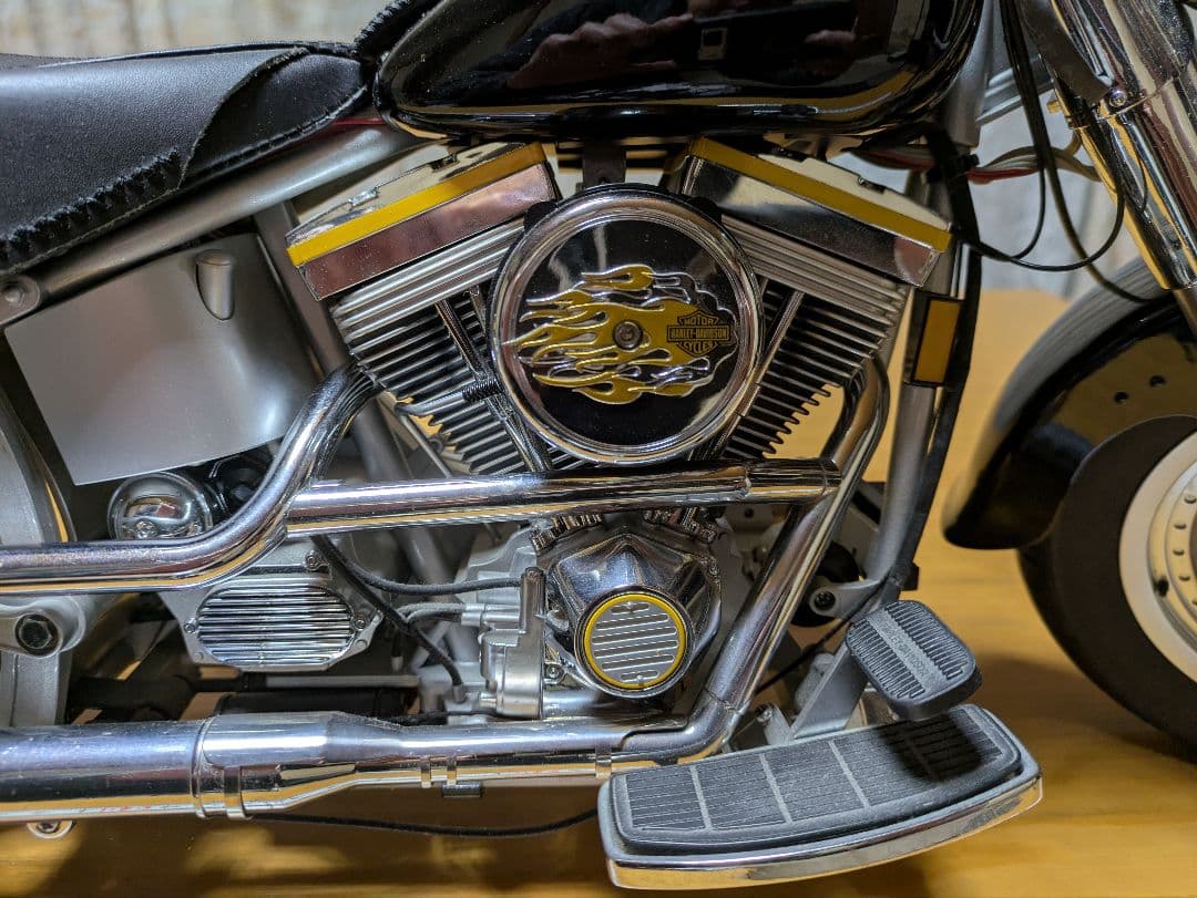 デカい! ハーレー FatBoy 1/4 デアゴスティーニ完成品 直せる方!