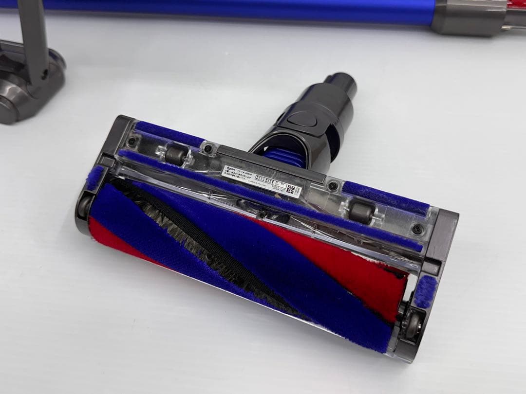 良品　美品　ダイソン掃除機　SV21 本体　ヘッド　パイプ　純正バッテリー付き