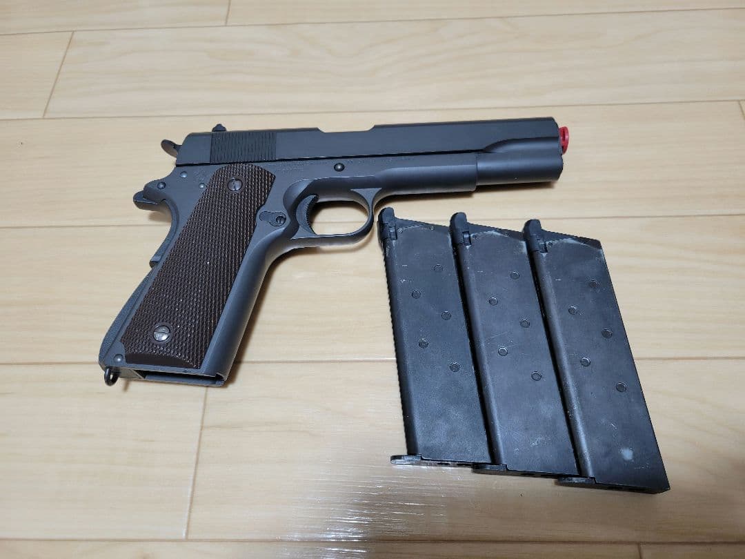 と*か様 M1911A1 COLT GOVERNMENT ガスガン