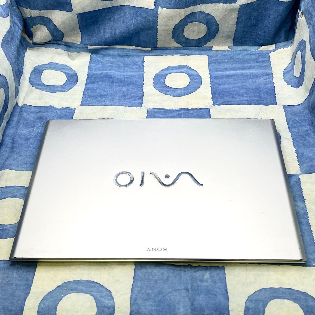 タッチパネル☆人気VAIO♡快適SSD☆i5☆お洒落シルバー♪カメラ！Win11