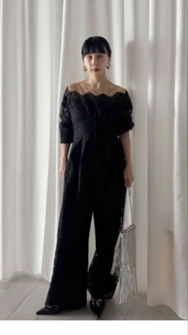 ameri オフショルダー レースロンパース M