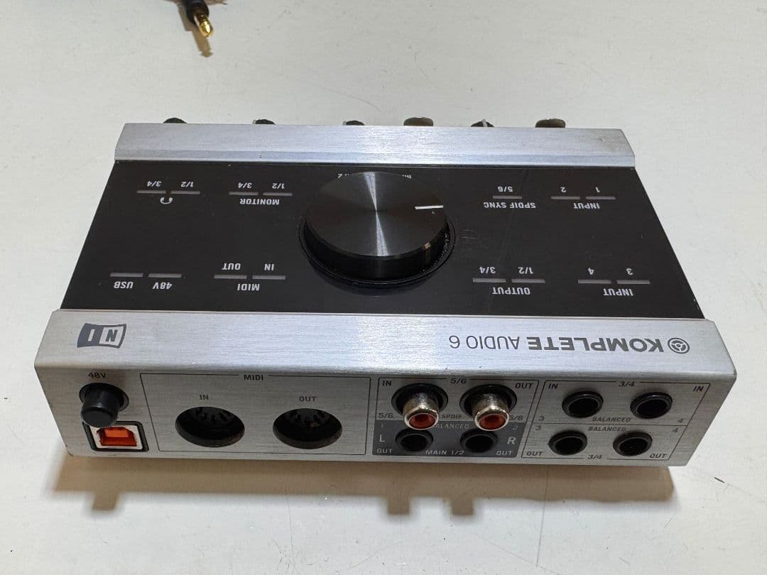 Native KompleteAudio 6 オーディオインターフェイス