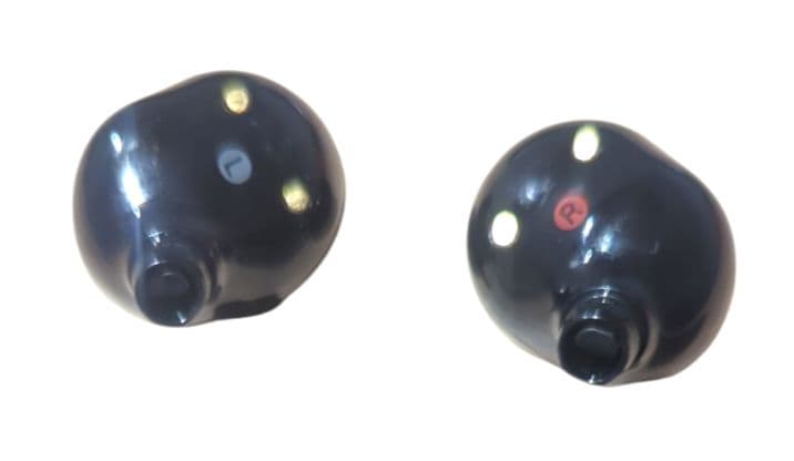 SONY ワイヤレスイヤホン ブラック 充電ケース 換えピース USBケーブル